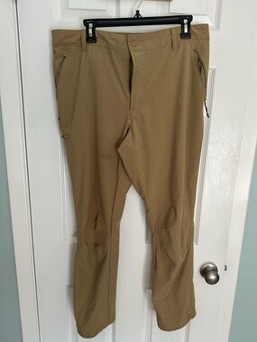 Columbia Men's Khaki/Tan Performance Chinos